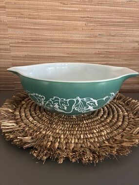 Vintage Teal Pyrex 444 Promotional Cinderella Bowl